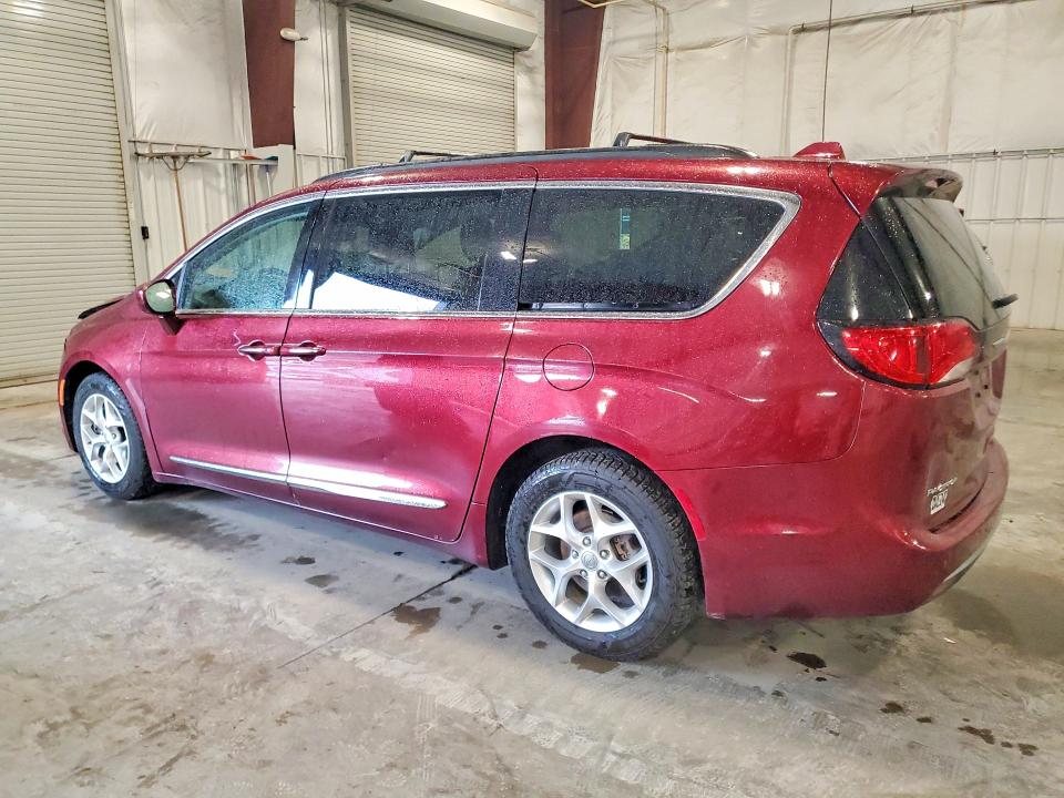 57721136 :رقم المزاد ، 2C4RC1BG3HR551250 vin ، 2017 Chrysler Pacifica مزاد بيع