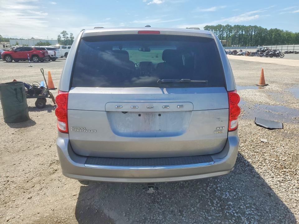 61177686 :رقم المزاد ، 2C4RDGCG4JR299738 vin ، 2018 Dodge Grand Caravan مزاد بيع