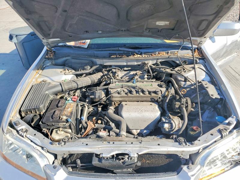63541936 :رقم المزاد ، JHMCG6655YC007999 vin ، 2000 Honda Accord مزاد بيع
