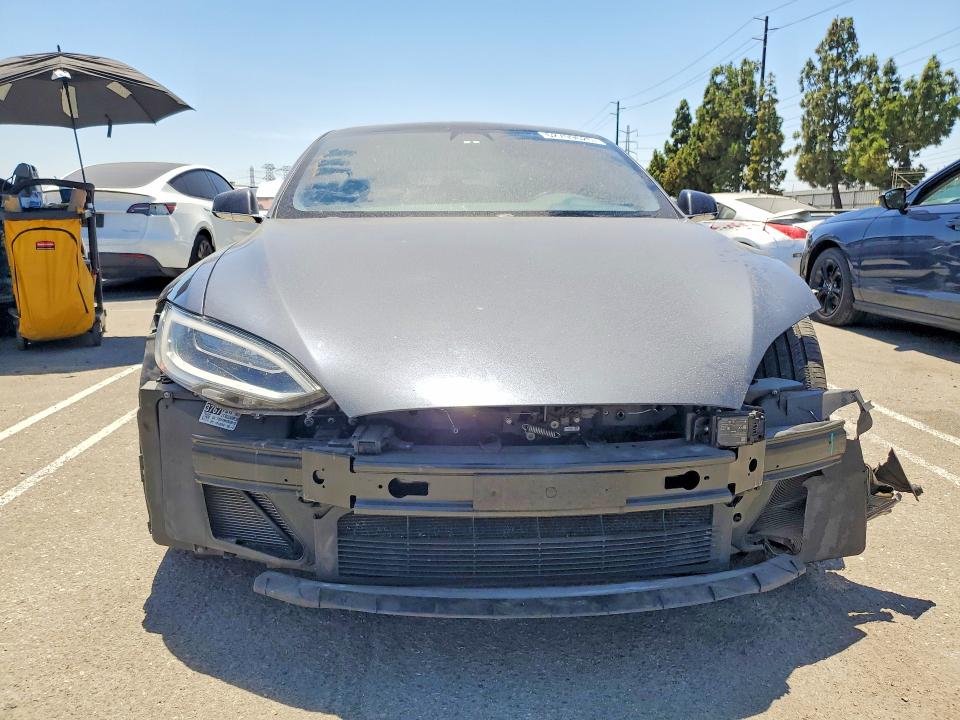 2020 Tesla Model S მანქანა იყიდება აუქციონზე, vin: 5YJSA1E2XLF397034, აუქციონის ნომერი: 62709626
