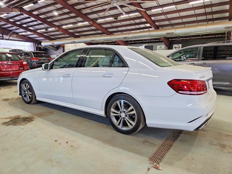 Продажа на аукционе авто 2014 Mercedes-benz E, vin: WDDHF0EB6EA879197, номер лота: 61836166