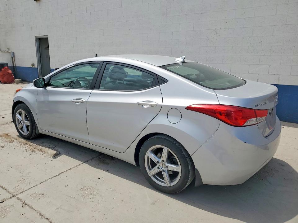 2013 Hyundai Elantra მანქანა იყიდება აუქციონზე, vin: KMHDH4AE8DU955845, აუქციონის ნომერი: 61011106
