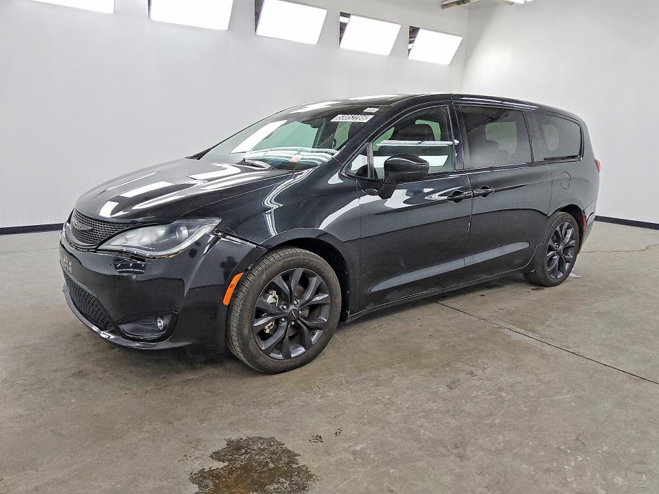 Aukcja sprzedaży 2018 Chrysler Pacifica, vin: 2C4RC1FG3JR198217, numer aukcji: 58852286