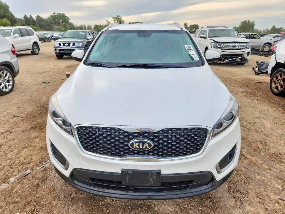 61717006 :رقم المزاد ، 5XYPG4A3XJG432374 vin ، 2018 Kia Sorento مزاد بيع