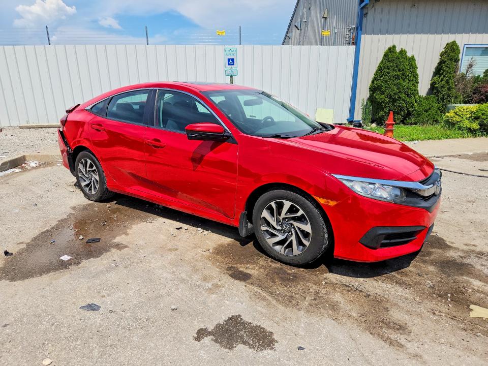 Продаж на аукціоні авто 2018 Honda Civic, vin: 2HGFC2F72JH553958, номер лоту: 61168956