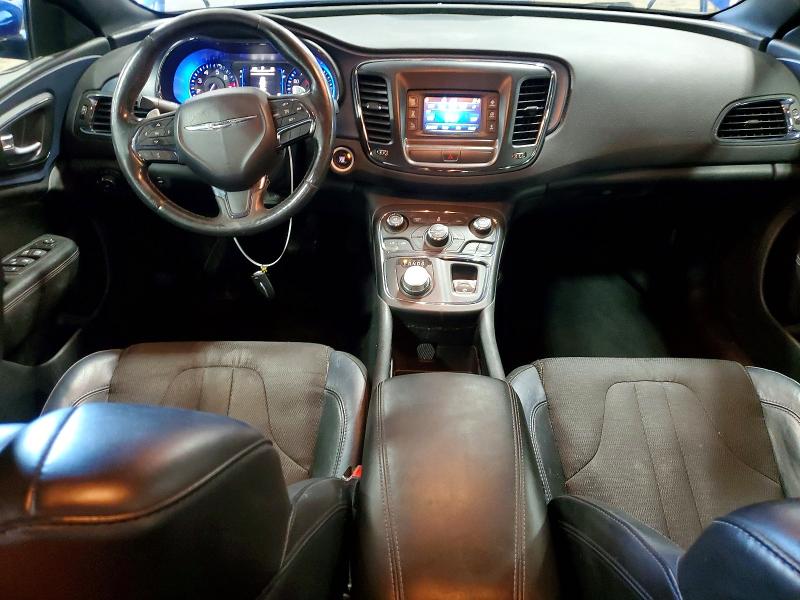 60061606 :رقم المزاد ، 1C3CCCDG2FN733518 vin ، 2015 Chrysler 200 مزاد بيع