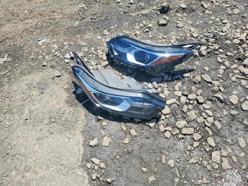 61107966 :رقم المزاد ، 3GNAXSEVXJS614071 vin ، 2018 Chevrolet Equinox مزاد بيع