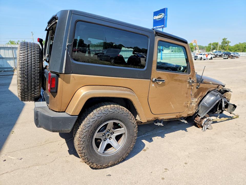 60744726 :رقم المزاد ، 1C4AJWBG4FL607492 vin ، 2015 Jeep Wrangler مزاد بيع