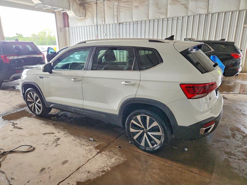 2022 Volkswagen Taos მანქანა იყიდება აუქციონზე, vin: 3VVYX7B2XNM023104, აუქციონის ნომერი: 58741106