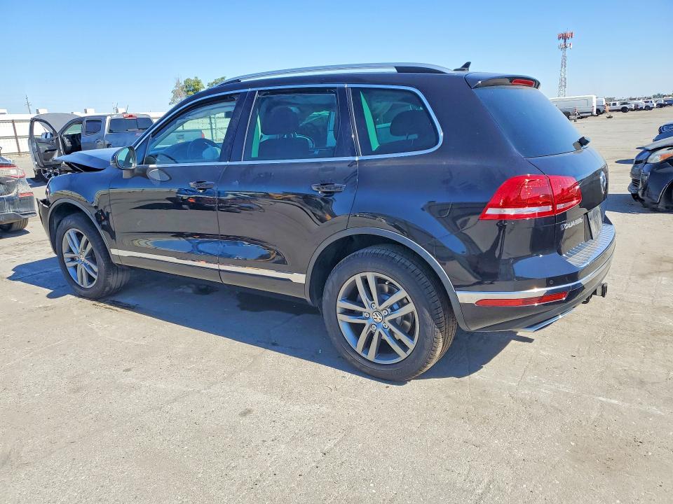 Aukcja sprzedaży 2015 Volkswagen Touareg, vin: WVGEP9BP2FD001499, numer aukcji: 60083186