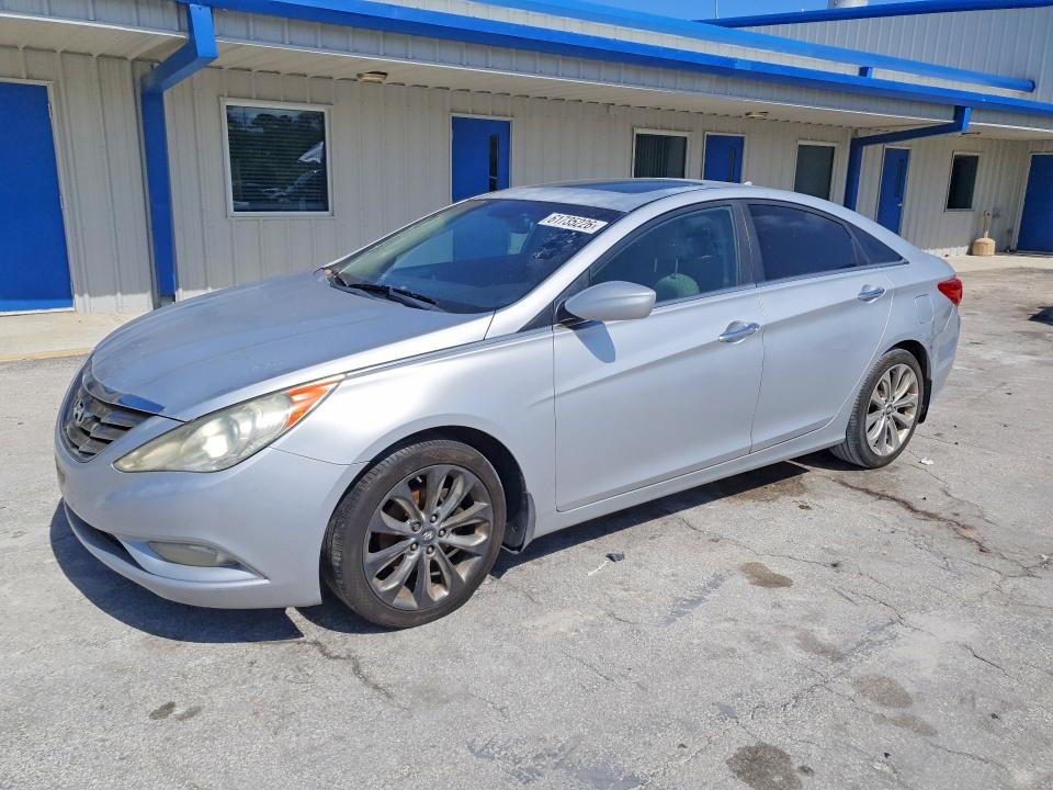 61735226 :رقم المزاد ، 5NPEC4AC7BH277778 vin ، 2011 Hyundai Sonata مزاد بيع