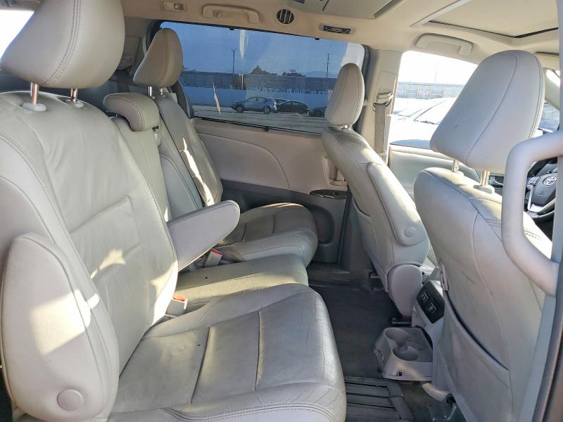 Aukcja sprzedaży 2018 Toyota Sienna, vin: 5TDYZ3DC4JS915849, numer aukcji: 61473926