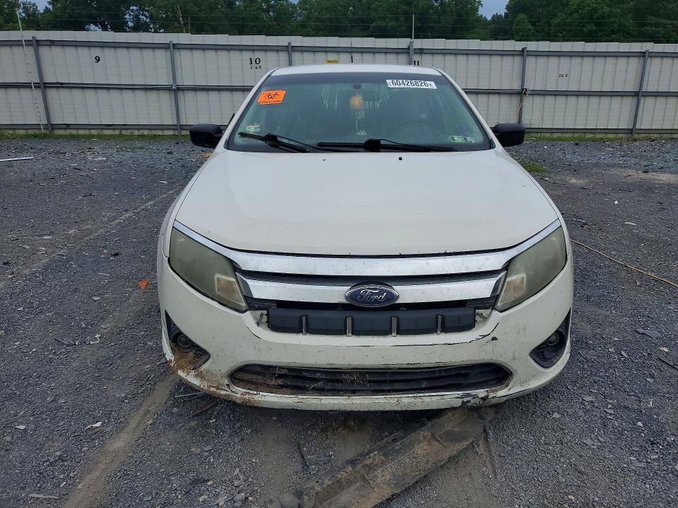 60426826 :رقم المزاد ، 3FAHP0HA7AR156782 vin ، 2010 Ford Fusion مزاد بيع