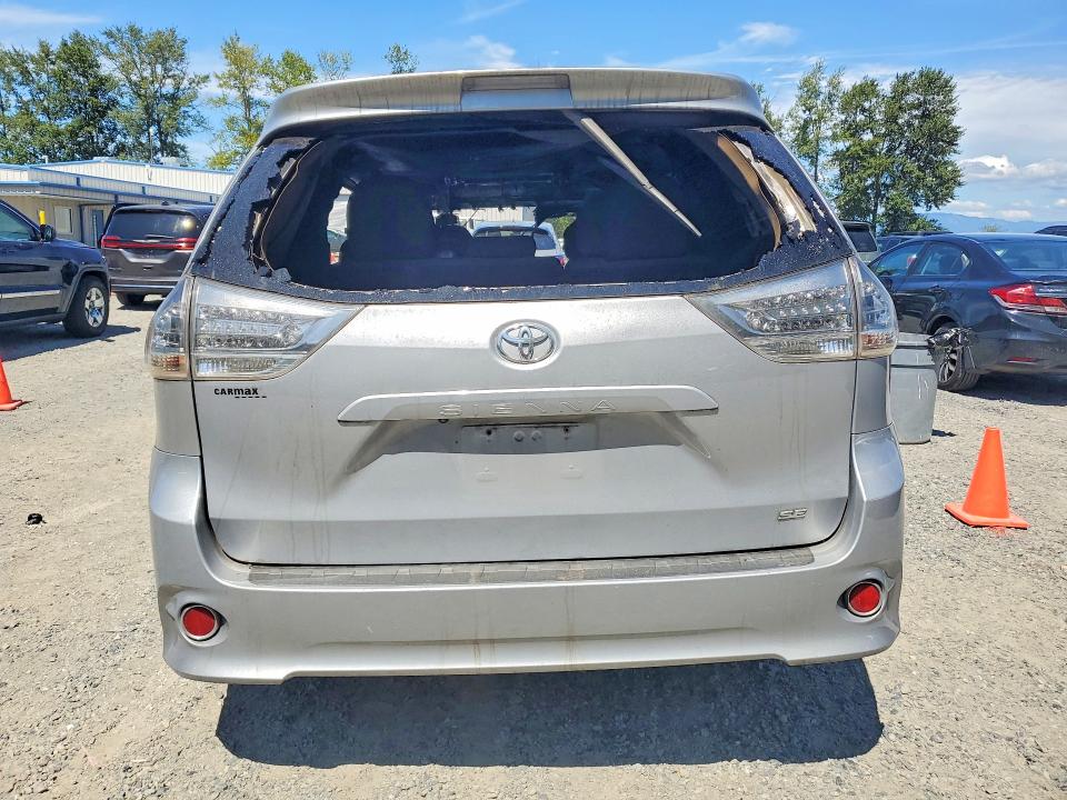 Продажа на аукционе авто 2015 Toyota Sienna, vin: 5TDXK3DC8FS638159, номер лота: 62843076