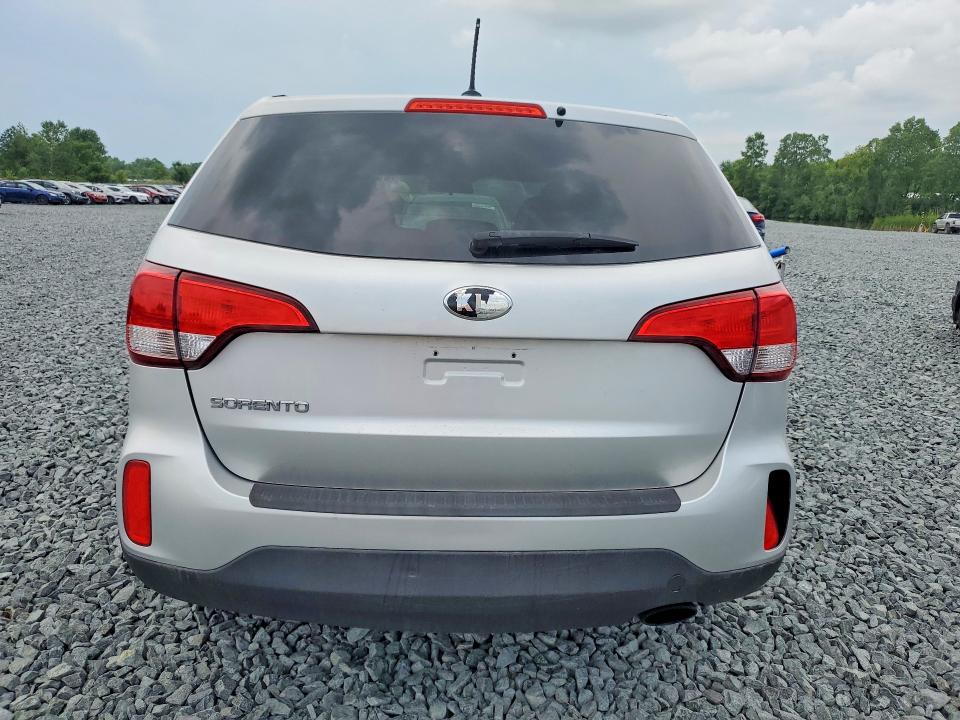 2015 Kia Sorento მანქანა იყიდება აუქციონზე, vin: 5XYKT3A69FG621129, აუქციონის ნომერი: 60783356