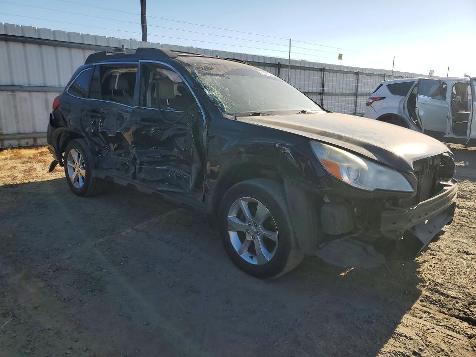 2014 Subaru Outback მანქანა იყიდება აუქციონზე, vin: 4S4BRLC7E3294899, აუქციონის ნომერი: 63166486