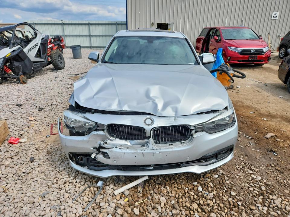 2016 Bmw 320 მანქანა იყიდება აუქციონზე, vin: WBA8E5G55GNT93104, აუქციონის ნომერი: 62274336