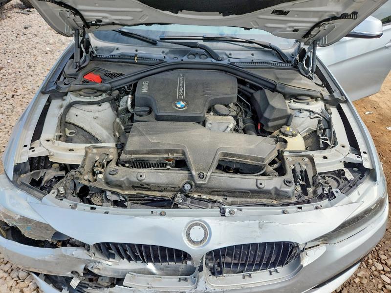 2016 Bmw 320 მანქანა იყიდება აუქციონზე, vin: WBA8E5G55GNT93104, აუქციონის ნომერი: 62274336