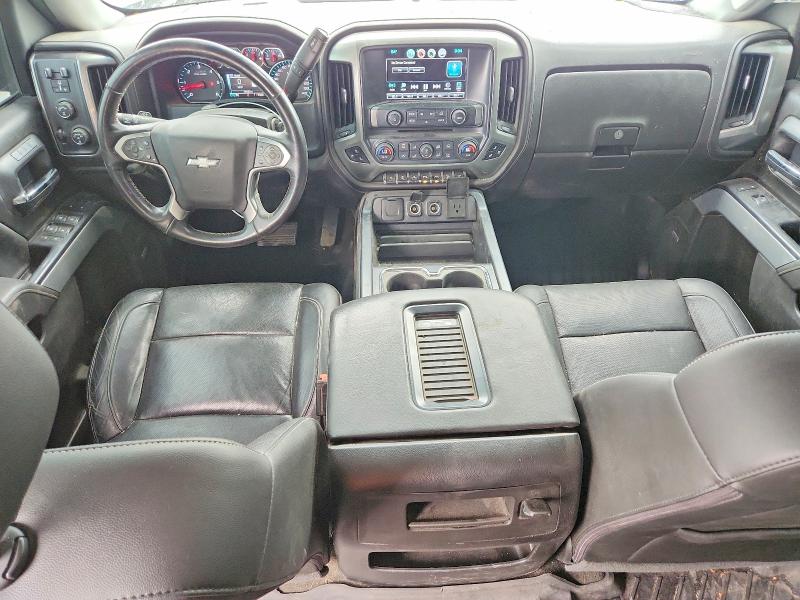 60596806 :رقم المزاد ، 3GCUKSEJ5JG385495 vin ، 2018 Chevrolet Silverado مزاد بيع