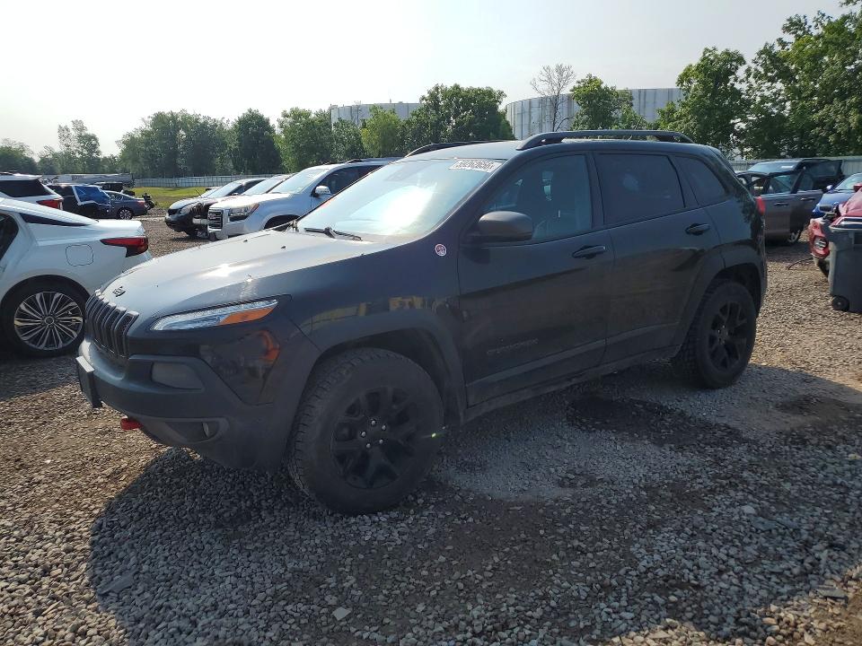 2015 Jeep Cherokee მანქანა იყიდება აუქციონზე, vin: 1C4PJMBSXFW639834, აუქციონის ნომერი: 59262656