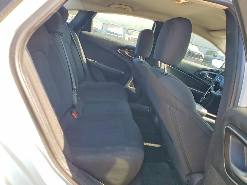 61952246 :رقم المزاد ، 1C3CCCAB3GN101394 vin ، 2016 Chrysler 200 مزاد بيع