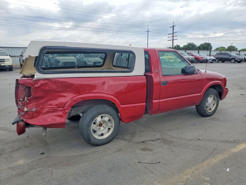60687606 :رقم المزاد ، 1GTCS14H438249212 vin ، 2003 Gmc Sonoma مزاد بيع