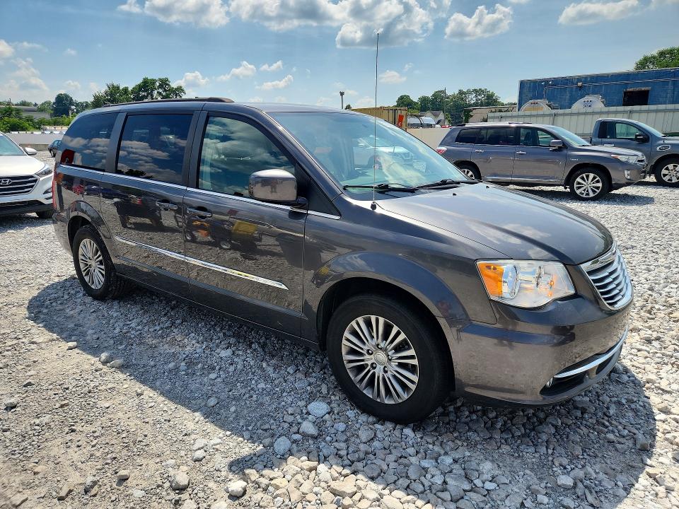 Продаж на аукціоні авто 2015 Chrysler Town & Country, vin: 2C4RC1BG6FR628013, номер лоту: 61050856