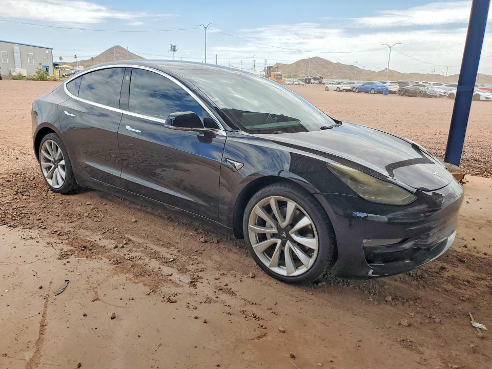 2018 Tesla Model 3 მანქანა იყიდება აუქციონზე, vin: 5YJ3E1EAXJF046654, აუქციონის ნომერი: 61357416