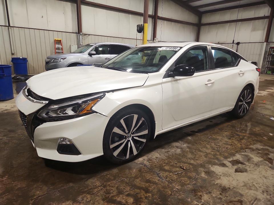 2020 Nissan Altima მანქანა იყიდება აუქციონზე, vin: 1N4BL4CV8LC208585, აუქციონის ნომერი: 61818386