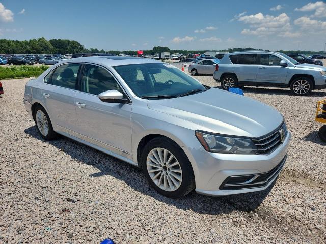 60016336 :رقم المزاد ، 1VWBT7A34GC006603 vin ، 2016 Volkswagen Passat مزاد بيع