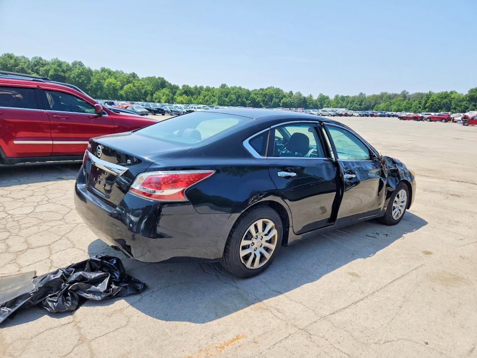 Продаж на аукціоні авто 2015 Nissan Altima, vin: 1N4AL3AP5FN334535, номер лоту: 61285266