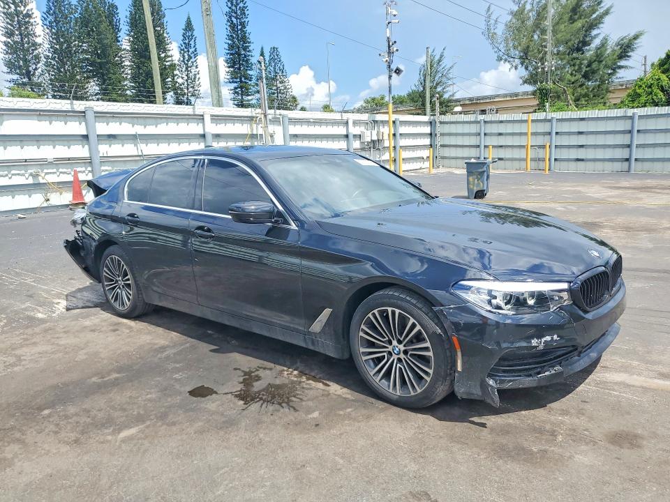 63235546 :رقم المزاد ، WBAJA5C50KBX86599 vin ، 2019 Bmw 530 مزاد بيع