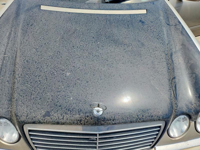 Продажа на аукционе авто 1999 Mercedes-benz E, vin: WDBJF65H3XA900947, номер лота: 61052276