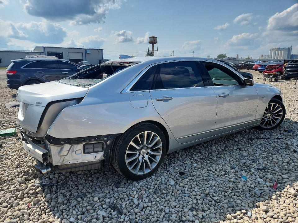 61676106 :رقم المزاد ، 1G6KD5RS7JU151249 vin ، 2018 Cadillac Ct6 مزاد بيع