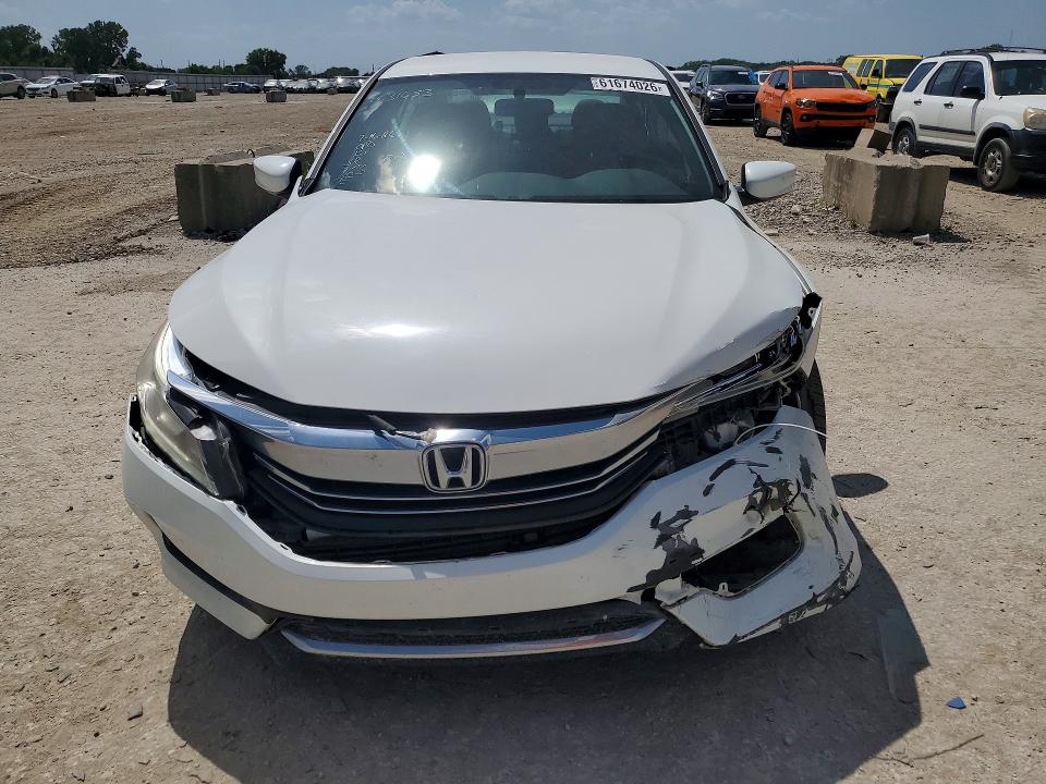 2016 Honda Accord მანქანა იყიდება აუქციონზე, vin: 1HGCR2F55GA179126, აუქციონის ნომერი: 61674026