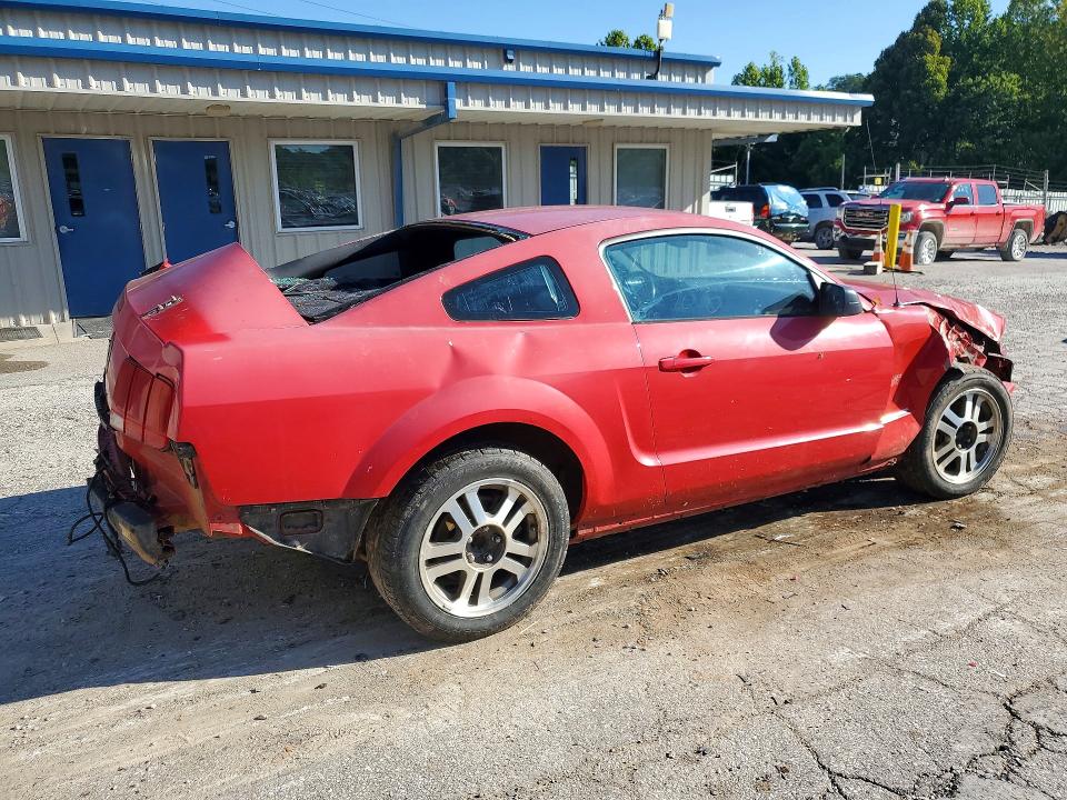 2005 Ford Mustang მანქანა იყიდება აუქციონზე, vin: 1ZVFT82H555103781, აუქციონის ნომერი: 62055916