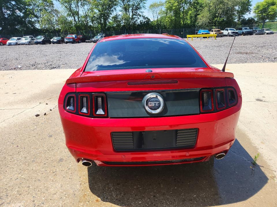 60418446 :رقم المزاد ، 1ZVBP8CF6D5245006 vin ، 2013 Ford Mustang مزاد بيع