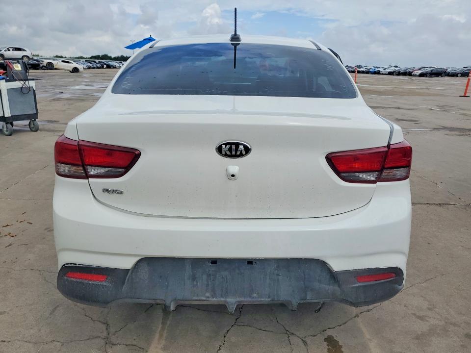 2020 Kia Rio მანქანა იყიდება აუქციონზე, vin: 3KPA24AD8LE334943, აუქციონის ნომერი: 60836396