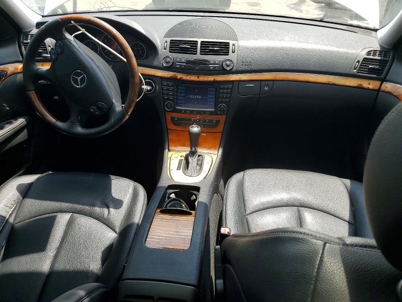 62727606 :رقم المزاد ، WDBUH87X48B242221 vin ، 2008 Mercedes-benz E مزاد بيع