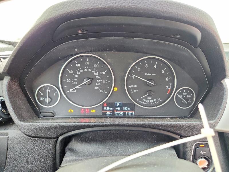 58266986 :رقم المزاد ، WBA8A9C50JK623147 vin ، 2018 Bmw 320 مزاد بيع