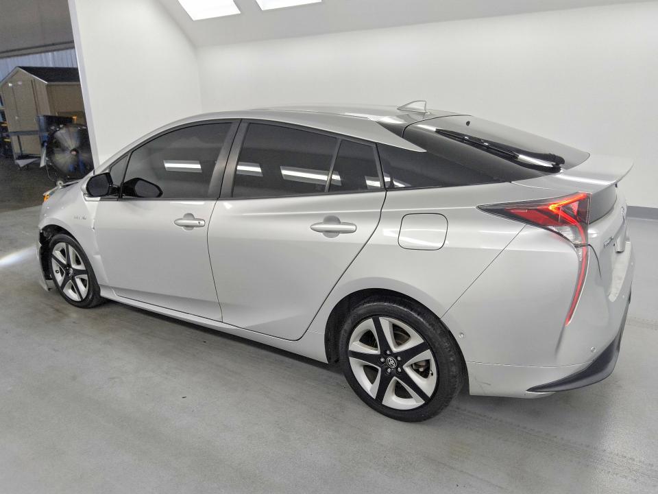 Продаж на аукціоні авто 2018 Toyota Prius, vin: JTDKARFU6J3064385, номер лоту: 59139576