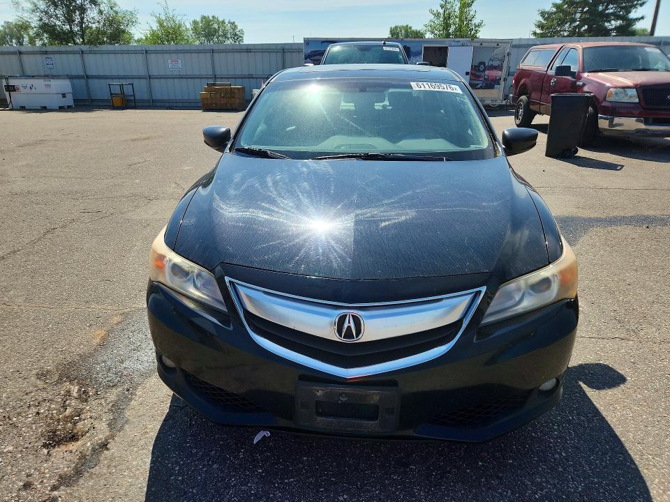 Продажа на аукционе авто 2013 Acura Ilx, vin: 19VDE1F70DE013141, номер лота: 61169576