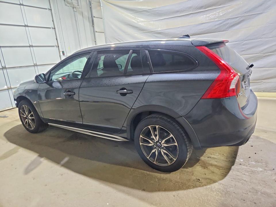Aukcja sprzedaży 2015 Volvo V60 Cross Country, vin: YV4612HK4F1001516, numer aukcji: 60617486