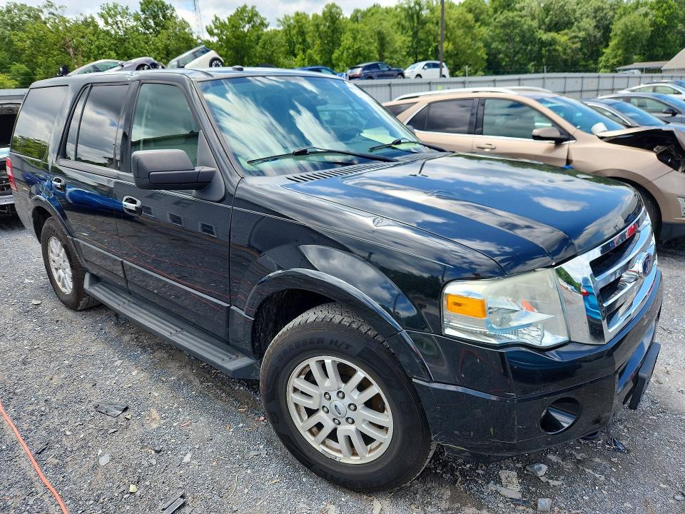 63003306 :رقم المزاد ، 1FMJU1J53EEF61386 vin ، 2014 Ford Expedition مزاد بيع