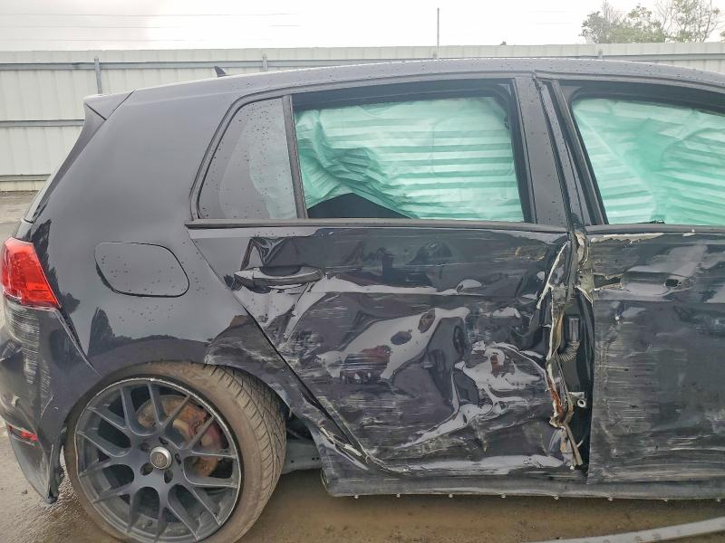 Продажа на аукционе авто 2017 Volkswagen Gti, vin: 3VW5T7AU4HM002704, номер лота: 59339746