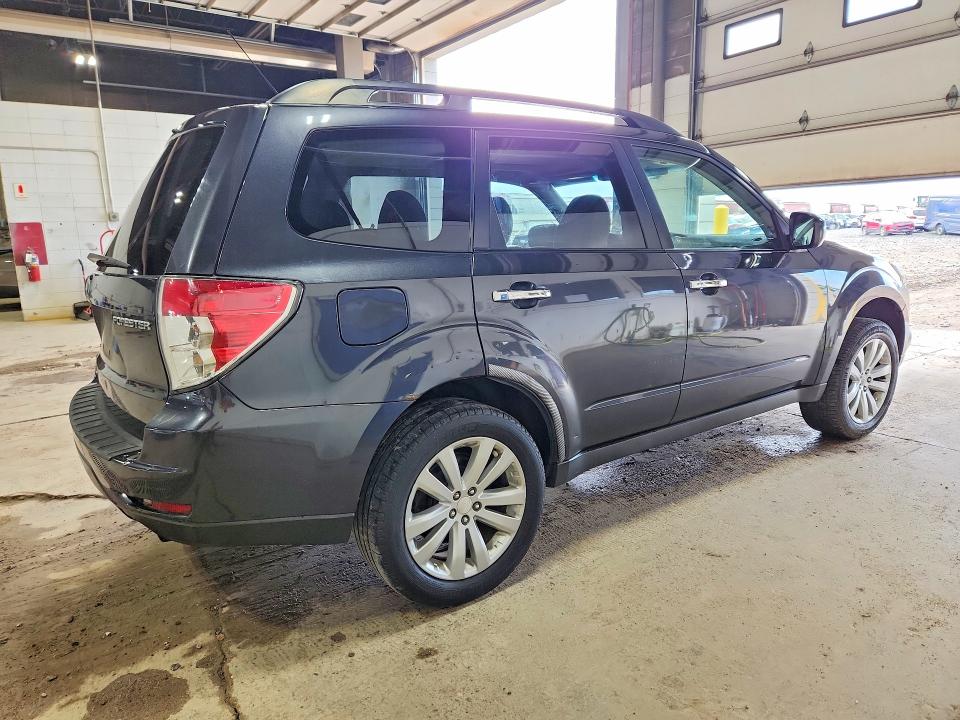 58329866 :رقم المزاد ، JF2SHBEC2BH708725 vin ، 2011 Subaru Forester مزاد بيع