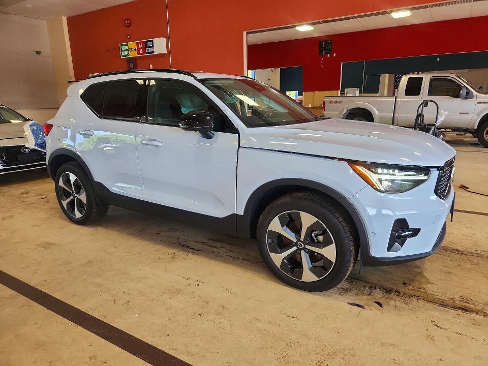 2026 Volvo Xc40 მანქანა იყიდება აუქციონზე, vin: YV4L12UC5T2807419, აუქციონის ნომერი: 59953586