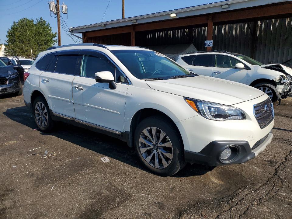 62682206 :رقم المزاد ، 4S4BSETC8H3347653 vin ، 2017 Subaru Outback مزاد بيع