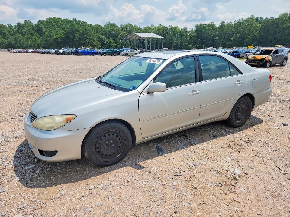 2006 Toyota Camry მანქანა იყიდება აუქციონზე, vin: 4T1BE30KX6U658192, აუქციონის ნომერი: 63244856