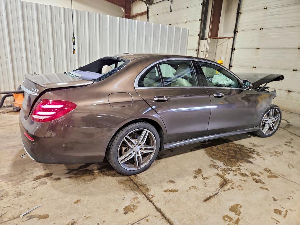 59629076 :رقم المزاد ، WDDZF4KB8HA173420 vin ، 2017 Mercedes-benz E مزاد بيع